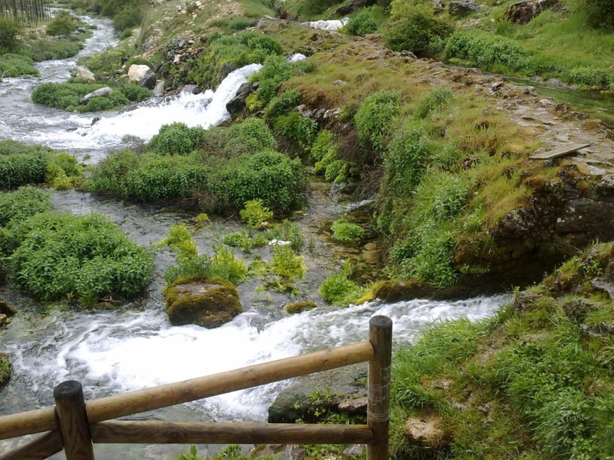 Alojamiento Fuentes Arroyo Frio Luaran gambar